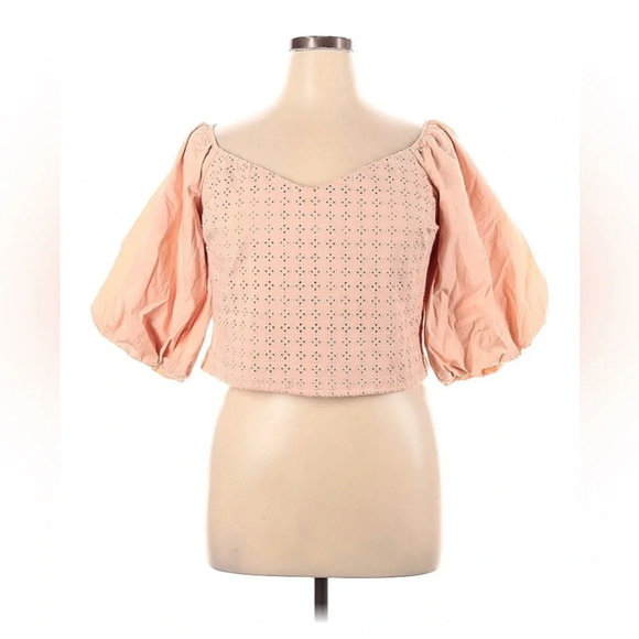 Express Tops - Express NWT Sweetheart Neckline Eyelet Puff Sleeve Blouse Pink XL Barbiecore